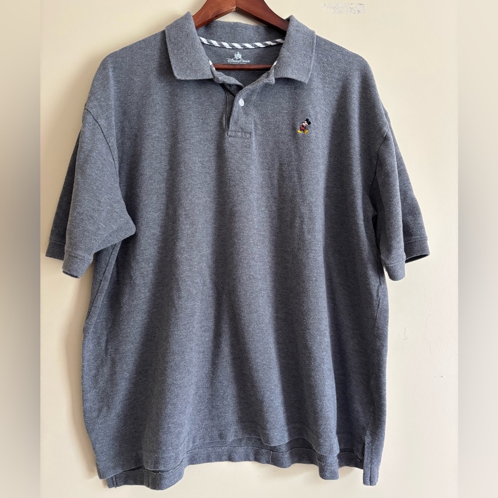 Disney Parks polo men’s size XL